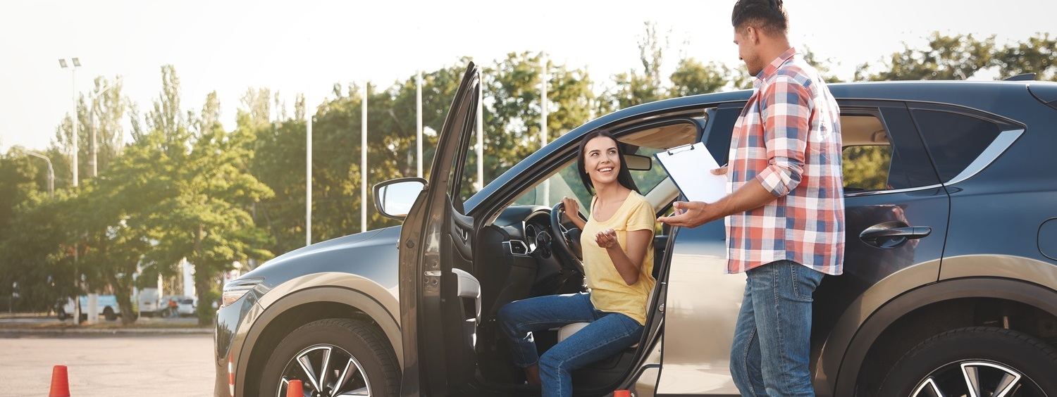 Permis boîte auto : avantages, coûts et conseils pour réussir